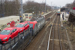 Nachschuss auf 193 503 mit einem S-Bahn-Zug nach Erkner im Hintergrund.