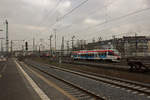 VT 1008 der Regiobahn, der auf den Namen Wuppertal getauft ist, verlässt am 28.12.16 den Düsseldorfer Hauptbahnhof in Richtung Mettmann, von wo aus man in einigen Jahren nach Wuppertal