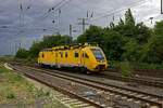 Das in Hamm stationierte Instandhaltungsfahrzeug fr Oberleitungsanlagen, 711 104, rangierte am 26.07.23 auf den Gtergleisen in Hamm Hauptbahnhof.