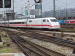 401 068 fährt am 07.08.14 in den Münchner Hauptbahnhof ein.