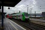 Als Ergnzung zu einer neuen InterCity-Linie, die von Dortmund aus ber Siegen in Richtung Frankfurt fhrt, wurde im nordrhein-westflischen Streckenabschnitt zwischen Dortmund und Siegen die Linie RE34 eingefhrt. 3427 012, der auf dieser Linie unterwegs ist, wurde ursprnglich fr die Linie S28 der Regiobahn bestellt, deren Elektrifizierung sich allerdings weiterhin verzgert.