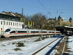 ICE  Duisburg  bei der Durchfahrt in W-Steinbeck, 12. Februar 2021.