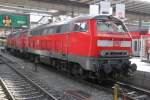 218 401-8 stand mit einer weiteren 218er in der Halle vom Hbf Mnchen.29.03.2012