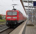 143 860-5 fuhr nach Stralsund vielleicht ist ja wieder ein Flirt kaputt gegangen es wrde mich nicht wundern.Rostock Hbf,18.09.2011