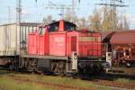 291 901-7 mit KLV-Zug 50271 von Rostock-Seehafen nach Basel Bad Rbf bei der bereitstellug im Haltepunkt Rostock-Hinrichsdorfer Str.26.10.2012