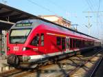 RE9 von Rostock Hbf Richtung Sassnitz kurz vor der Ausfahrt im Rostocker Hbf.(09.10.10) 