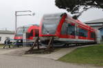 946 021-2 und 648 121-1(Bw Berlin-Lichtenberg)abgestellt im Bw Rostock Hbf.02.04.2017