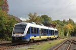 EVB 648 177 (648 677-2) verlässt Bremervörde und macht sich auf den Weg nach Buxtehude.
Bremervörde, 03.10.2022.