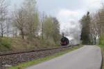 38 1301 und 01 509 ziehen durch die S-Kurve bei Wernberg-Köblitz. 14.04.14