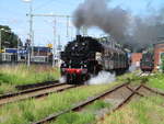 86 1744 durfte den planmäßigen RE nach Lauterbach Mole,am 11.Juli 2020,aus Bergen/Rügen ziehen.Am Schluß die zweite 86er:86 1333.