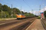 221 135-7 BEG - Bocholter Eisenbahngesellschaft mbH mit einem Res Ganzzug in Niederndodeleben und fuhr in Richtung Braunschweig weiter.