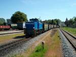 251 901 erreicht am 17.Juni 2010 von Lauterbach Mole kommend den Bahnhof Putbus.Am Schlu 99 1782.