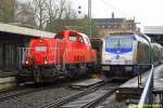 261 035 mit Kieswagenzug in Stade auf dem Weg nach Maschen Rbf.