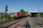 298 335-1 ex DR 111 035-2 mit einem Gterzug in Brandenburg in Richtung Kirchmser unterwegs.