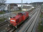 298 318-7 kam,am 18.April 2012,von Mukran unter Fussgngerbrcke in Bergen/Rgen durch nach Stralsund.