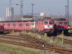 232 212-1 und 155 119-1 abgestellt in Hhe Hp Rostock-Toitenwinkel(30.10.05)