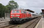 DB 218 366-3 REV/BCS X/25.06.25 + 218 832-4 REV/BCS X/24.02.22 Einfahrt Niebüll mit dem IC 2214/2216 am Haken. Niebüll 15.07.2025
