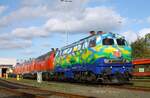 DB 218 443 in Touristik-Lackierung vor 218 379, 218 836 und 218 825 im Bw Niebüll 22.09.2025