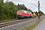 br-1-218-v-164-private/862073/218-451-mit-einem-planiergeraet-am 218 451 mit einem Planiergerät am Haken in Thüngersheim gen Karlstadt fahrend am 14.9.2024 