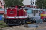 Vom Bahnsteig mit etwas zooming wurde am 26 September 2025 in Benesov u Prahy der Triangula 112 646 ins Depot stehend fotografiert. Vom Bahnsteig mit etwas zooming wurde am 26 September 2025 in Benesov u Prahy der Triangula 112 646 ins Depot stehend fotografiert.