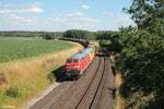 MEG 218 467 unmd 218 391 BahnBau mit einem langen Bauzug aus Mühldorf nach Hof bei Oberteich. 03.07.22