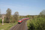 218 403-3 mit dem RE2 RE4861 Hof - München bei Röslau.