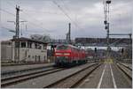 Nach der Fahrt von München nach Lindau HBF mit einem EC nach Zürich rangieren die DB 218 422-4 und eine weitere in Lindau HBF um zur Betankung zu fahren.