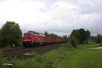 232 527-2 mit dem Containerzug aus Schwandorf bei Schnfeld.