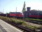 232 174-3 durchfhrt Frankfurt/Oder mit ein Sandzug.