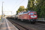 232 673-4 LEG - Leipziger Eisenbahnverkehrsgesellschaft mbH mit einem Kesselzug  Umweltgefährdender Stoff, flüssig  in Friesack und fuhr weiter in Richtung Wittenberge. 21.08.2018