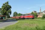 233 322-7 mit dem 45367 Nrnberg - Cheb bei der Einfahrt in Wiesau.