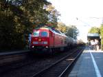 233 179-1 hatte am Samstag Morgen des 23.09.07 einen langen Gterzug nach Mhldorf zu befrdern und wurde im Haltepunkt Poing fotografiert.