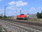 294 701-8 fhrt, vom Hafen kommend in Regensburg Ost ein.