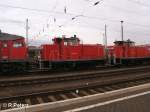 362 423-6 is mit im Lokzug in Cottbus.