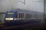 NOB VT 302(648 362-1/862-0)im morgendlichen Nebel im Bhf von Schleswig. 07.10.2010