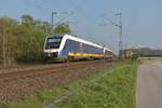 br-0-648-lint-41-private/550239/ein-als-re10-nach-kleve-vom Ein als RE10 nach Kleve vom VT 648 430 geführter NWB-Zug kommt hier bei Kaarst Broicherseite gen Osterath gefahren. 8.4.2017
