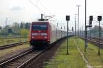 101 134-5 mit dem IC 145 von Schiphol (Airport) nach Berlin Ostbahnhof, musste wegen Gleisbelegung eines Gegenzug durch den Bahnhof Rathenow fahren.