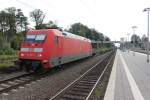 JA die 101 107-1 war am 27.07.2011 im Gterzug dienst Eingeteilt und Durchfuhr den Bahnhof Tostedt von Bremen Komment nach Hamburg.