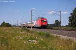 101 081-8  Cewe-Fotobuch  mit dem IC 2901 fr ICE 1507 von Hamburg-Altona nach Leipzig Hbf in Vietznitz.