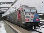 passend zum 3.Liga Spiel FC Hansa Rostock vs Jahn Regensburg lie sich die Bundespolizei 101 060-2 am 07.02.2015 im Rostocker Hbf blicken.