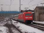 101 125-3 schiebt,am 16.Januar 2016,den IC 2212 Koblenz-Binz aus Bergen/Rügen.