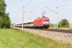 101 124-6 mit dem ICE 1071 von Berlin Ostbahnhof nach Frankfurt(Main)Hbf in Nennhausen.