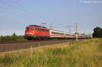 110 457-9 mit dem zweiten Kreuzfahrersonderzug von Berlin nach Warnemnde in Vietznitz.