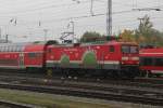 112 108 mit RE 5(RE 4354)von Lutherstadt Wittenberg nach Rostock Hbf bei der Einfahrt im Rostocker Hbf.17.10.2015