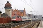 120 155-7 mit dem IC 144 von Berlin Ostbahnhof nach Schiphol (Airport) in Rathenow.