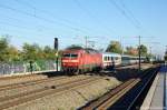 120 133-4 mit dem IC 1919 von Berlin Sdkreuz nach Kln Hbf in Nennhausen.