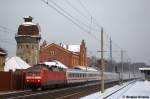 120 102-9 mit dem IC 1917 von Berlin Sdkreuz nach Karlsruhe Hbf in Rathenow.