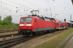 120 201-9 mit RE 4305(Hamburg-Rostock)bei der Einfahrt im Rostocker Hbf.29.07.2016