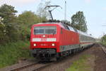 120 115-1 mit IC 2301(Warnemünde-München)bei der Durchfahrt in Rostock-Marienehe.20.05.2017