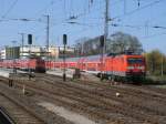 114 017 mute am 23.April 2011 warten,bis 114 039 mit dem RE 18317 Stralsund-Bernau aus Stralsund ausfuhr.Auf Grund von Bauarbeiten im Raum Berlin fuhr 114 039 nicht wie sonst nach Elsterwerda,diesmal